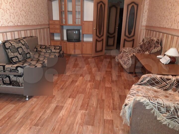 2-к. квартира, 80 м², 4/15 эт.