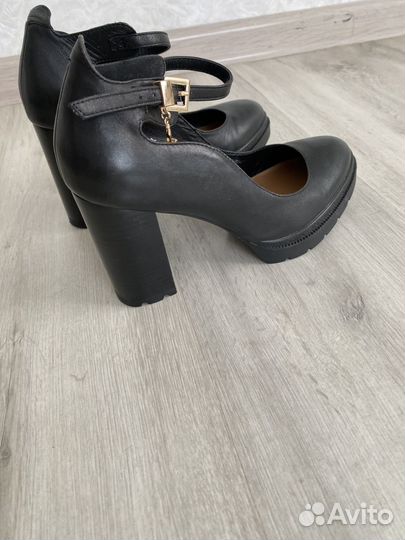 Туфли женские 38 размер натуральная кожа