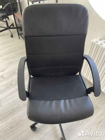 Компьютерное кресло IKEA renberget