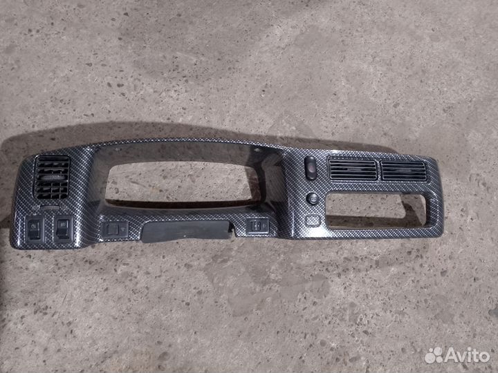 Накладка на приборную панель Mitsubishi L200