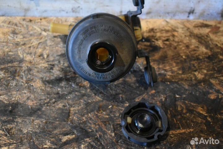 Бачок гидроусилителя руля Hyundai Tucson 1