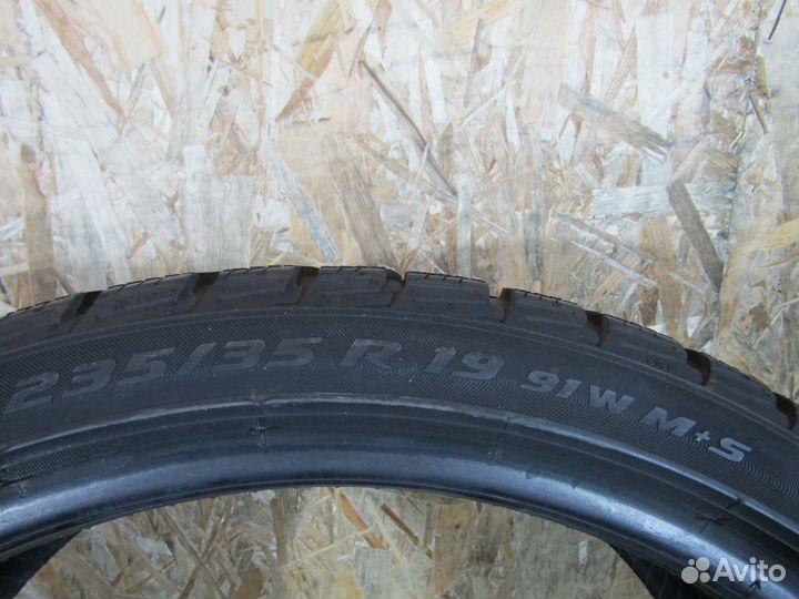 Pirelli Winter Sottozero 3 235/35 R19