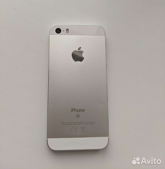iPhone SE, 32 ГБ