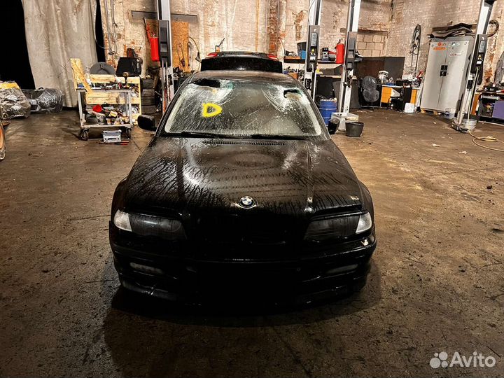 Разбор на запчасти BMW 3-Series (E46)