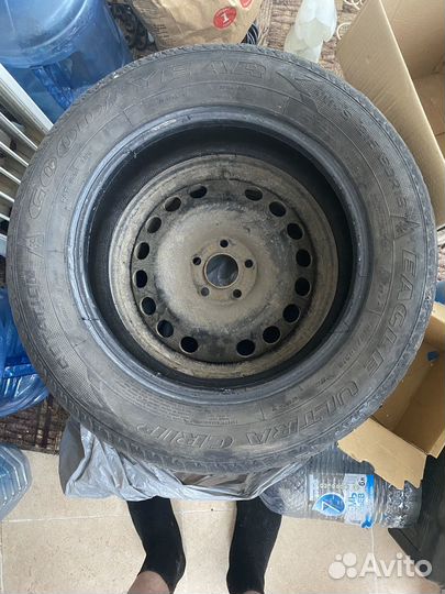 Continental IceContact 2 215/60 R16