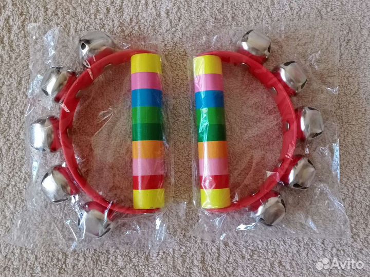 Разнообразные народные музыкальные инструменты