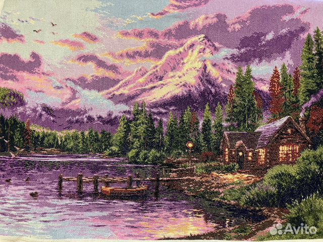 10 вышитых крестиком картин