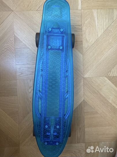 Скейтборд со светящимися колесами tech team