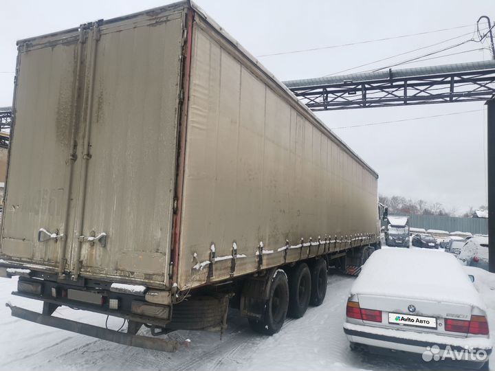 Volvo FH12 с полуприцепом, 1995