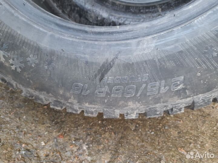 Michelin X-Ice North 3 215/65 R16 102T