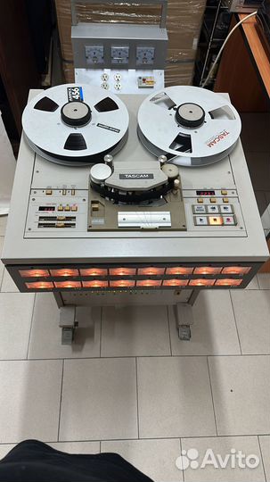 Катушечный магнитофон tascam ATR-60-16