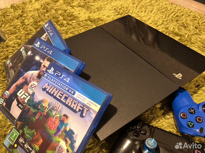 SonyPlaystation 4 Fat черном цвете +200 игр