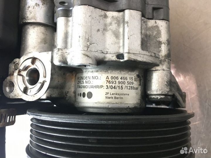 Насос гидроусилителя руля Mercedes C-Class W204