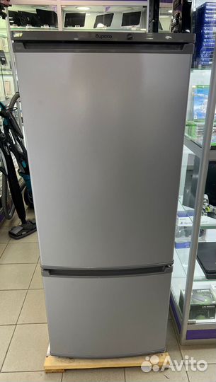 Холодильник Бирюса М151