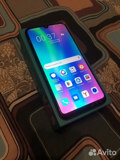 HONOR 10 Lite, 3/64 ГБ