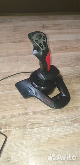 Джойстик Trust GXT 555 Predator