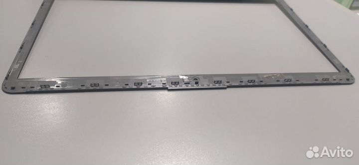 Рамка матрицы BA75-03718B для Samsung NP530U4C
