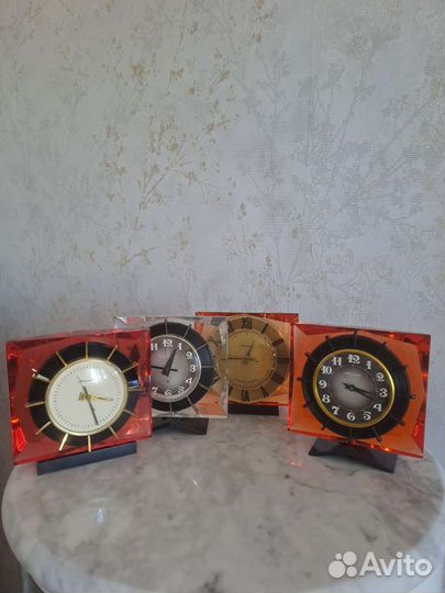 Часы штурвал Молния, оргстекло