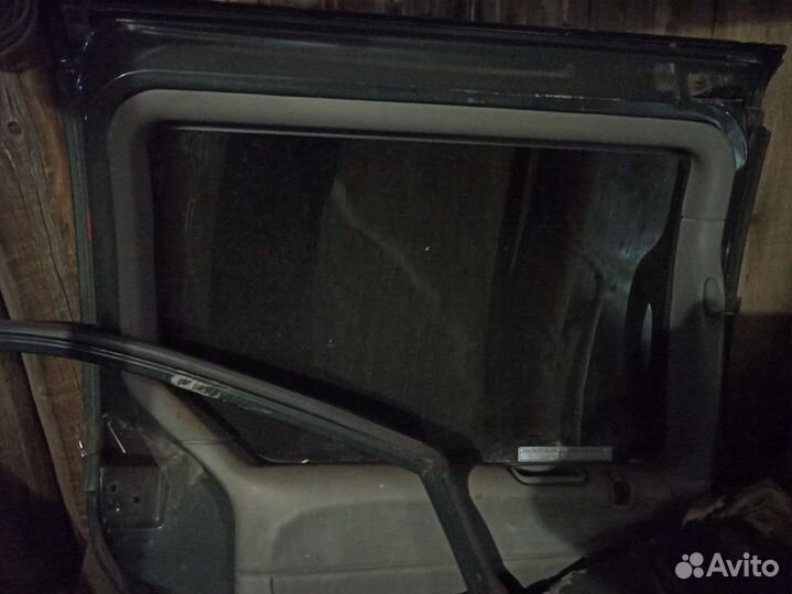 Стëкла для dodge caravan3