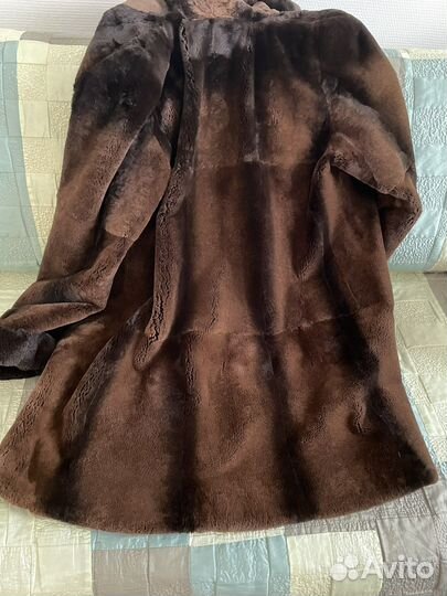 Шуба из кролика рекс с капюшоном