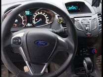 Ford Fiesta 1.6 AMT, 2015, 122 000 км, с пробегом, цена 800 000 руб.