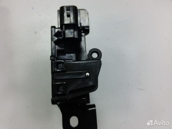 Замок багажника Renault duster