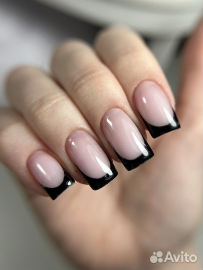 Наращивание ногтей (модель)