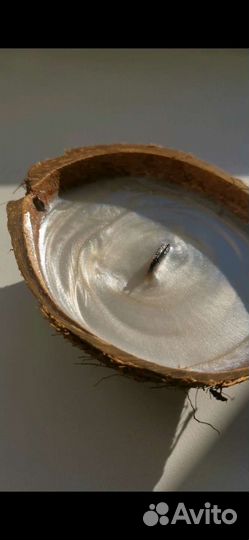 Свеча в кокосе