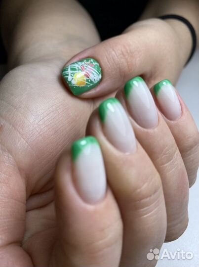 Маникюр, педикюр