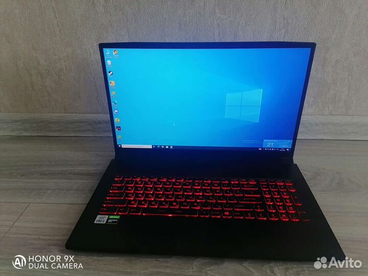 Игровой ноутбук msi17 3