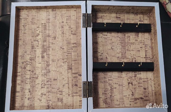 Ключница настенная