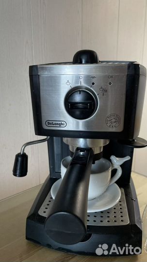 Кофеварка рожковая delonghi