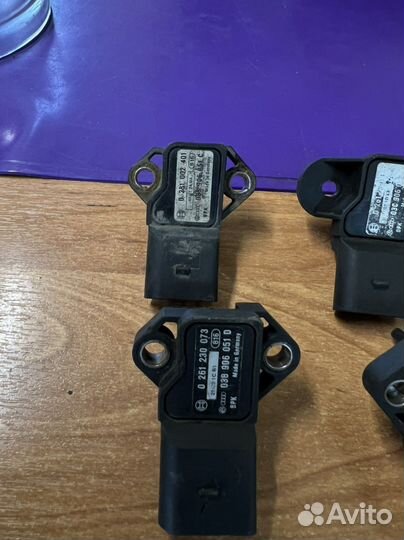 Датчик давления наддува VAG