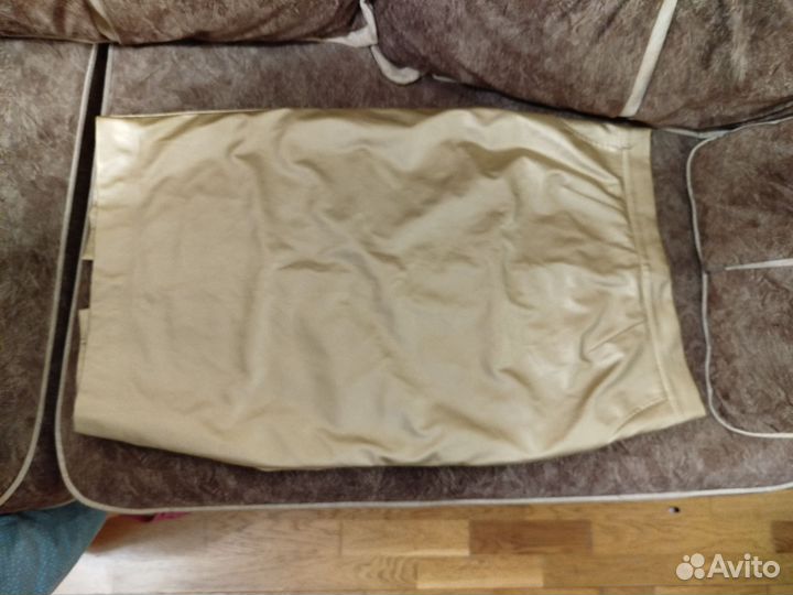 Юбка золотого цвета