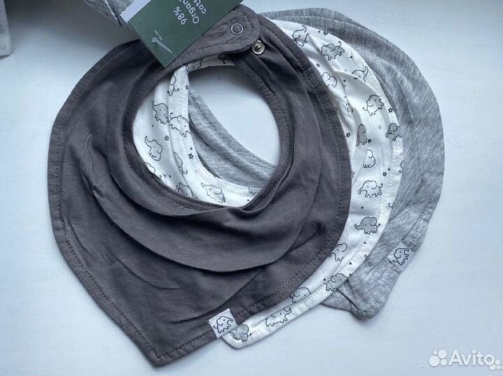 Слюнявчик нагрудник H&M