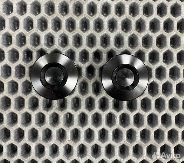 Спортивные замки капота для любого авто