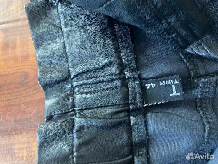 Кожаные шорты