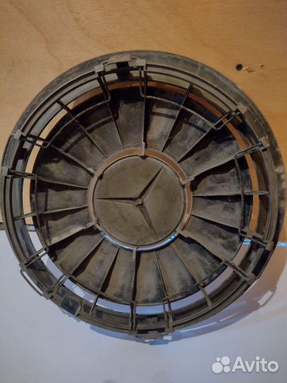 Оригинальный Колпак колеса на mercedes 190