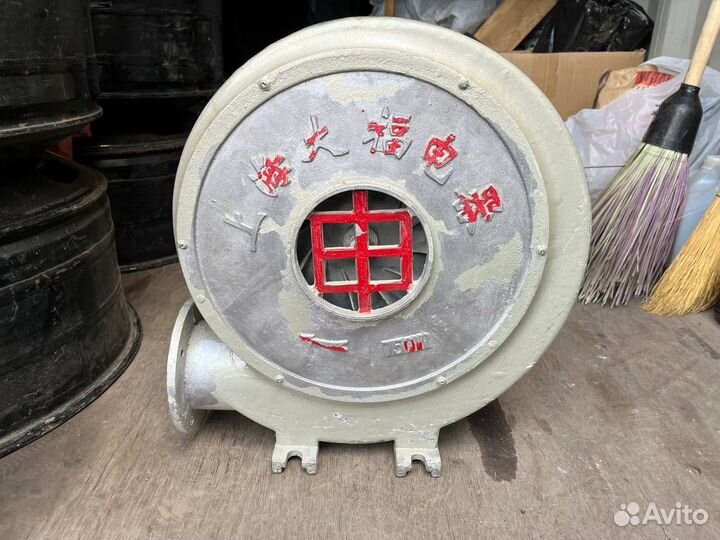 Продам нагнетатель воздуха для батута