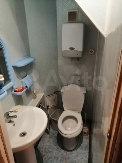 3-к. квартира, 60 м², 1/2 эт.