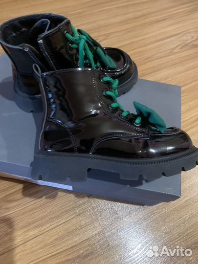 Ботинки демисезонные для девочки 27 размер