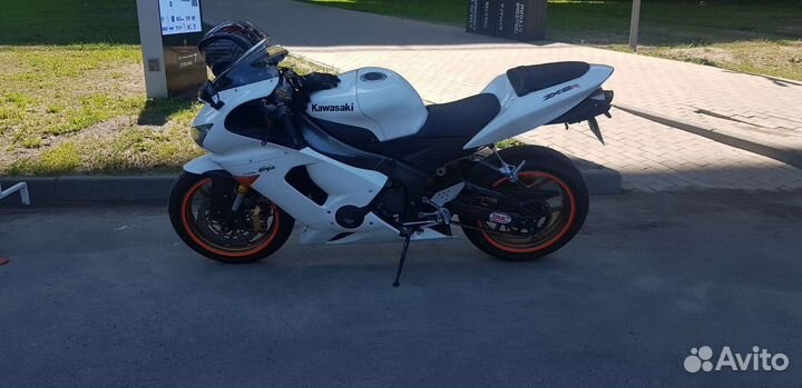 Kawasaki zx6r