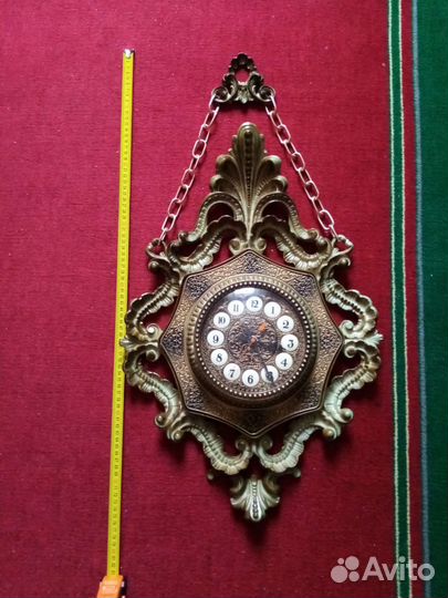 Часы настенные в винтажном стиле