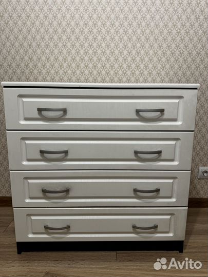 Комод + 2 тумбы