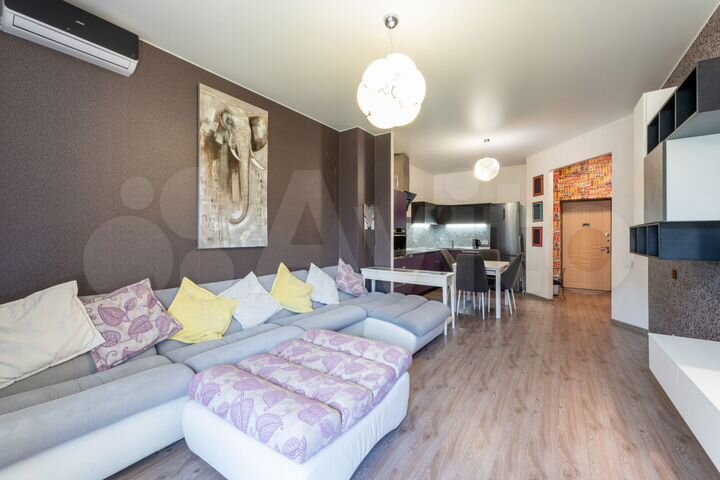 2-к. квартира, 57,1 м², 2/8 эт.