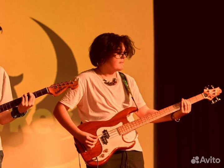 Помощь в выборе электрогитары, гитары, баса