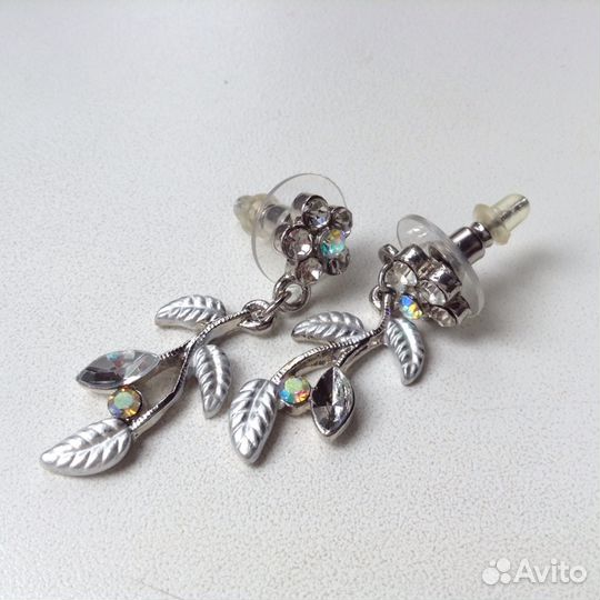 Колье,серьги,заколки