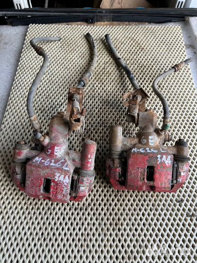 Суппорт задний Mazda 626 GE