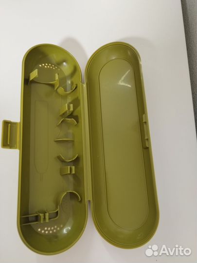 Футляр для электрической зубной щётки и насадок