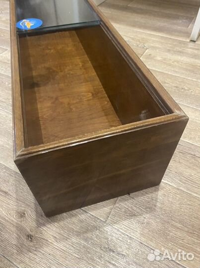 Полка книжная из массива